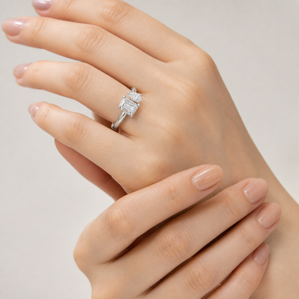 DUO Emerald Pear Toi et Moi Ring | K14/K18, 1.0ct+1.5ct