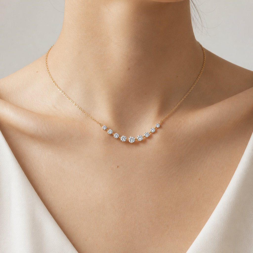 Gradient Smile Necklace