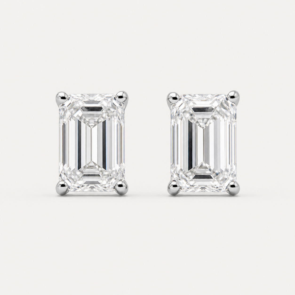 Emerald Cut Diamond Stud Earrings | K14/K18 , 1.0ct～4.0ct